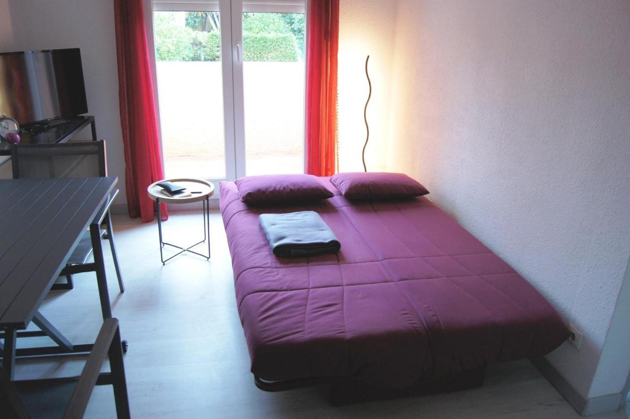 Lara 2 - T2 Balcon Piscine Lit Double & Clic-Clac Parking Pres Du Centre-Port Et Ile Loisirs Agde Luaran gambar