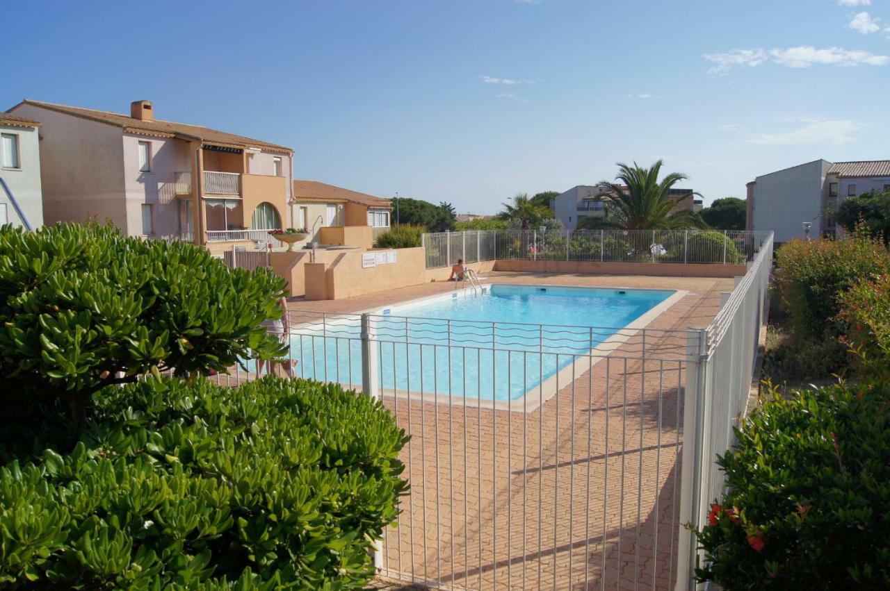 Lara 2 - T2 Balcon Piscine Lit Double & Clic-Clac Parking Pres Du Centre-Port Et Ile Loisirs Agde Luaran gambar